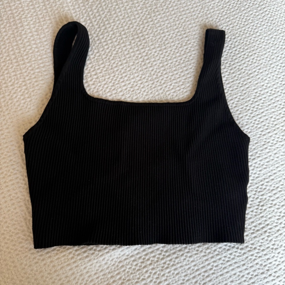 EUC House of Harlow Luxe Essentials Square Neck Crop Top | Sz Large | Black